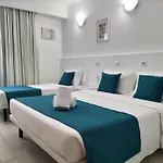 Residencial Tropicalia Al بيت ضيافة
