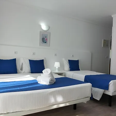 Residencial Tropicalia Al Guest house *