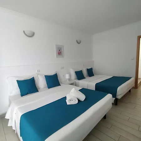 Guest house Residencial Tropicalia Al Barra
