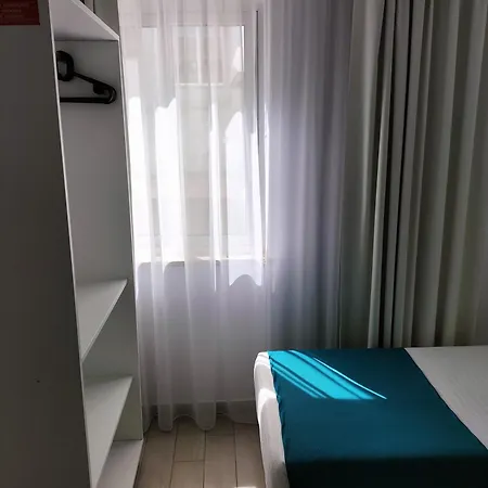 Guest house Residencial Tropicalia Al