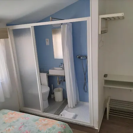 Guest house Residencial Tropicalia Al *