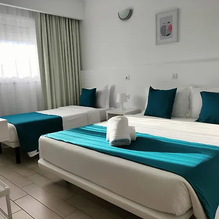 Residencial Tropicalia Al Guest house