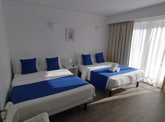 Residencial Tropicalia Al Gæstehus *